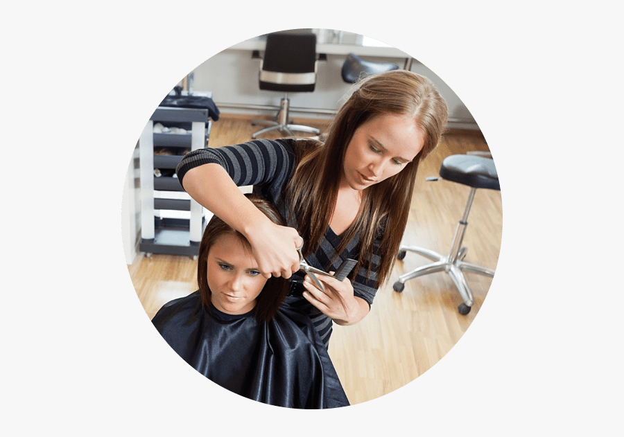 Cosmetologia En Español - Woman Getting Haircut At Hair Salon, Transparent Clipart
